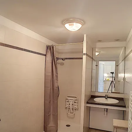Confort F2 Avec Terrasse Et Animaux Acceptes - Fr-1-451-224 Διαμέρισμα *