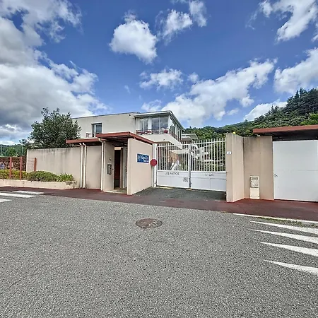 Confort F2 Avec Terrasse Et Animaux Acceptes - Fr-1-451-224