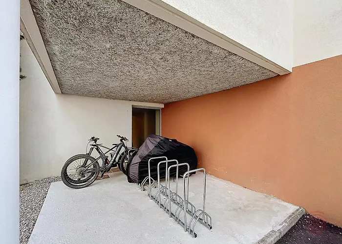 Confort F2 Avec Terrasse Et Animaux Acceptes - Fr-1-451-224 *