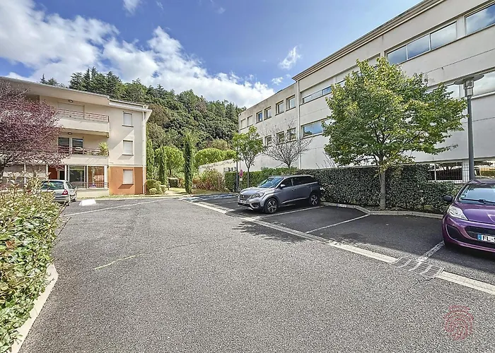 Confort F2 Avec Terrasse Et Animaux Acceptes - Fr-1-451-224 * Lamalou-les-Bains